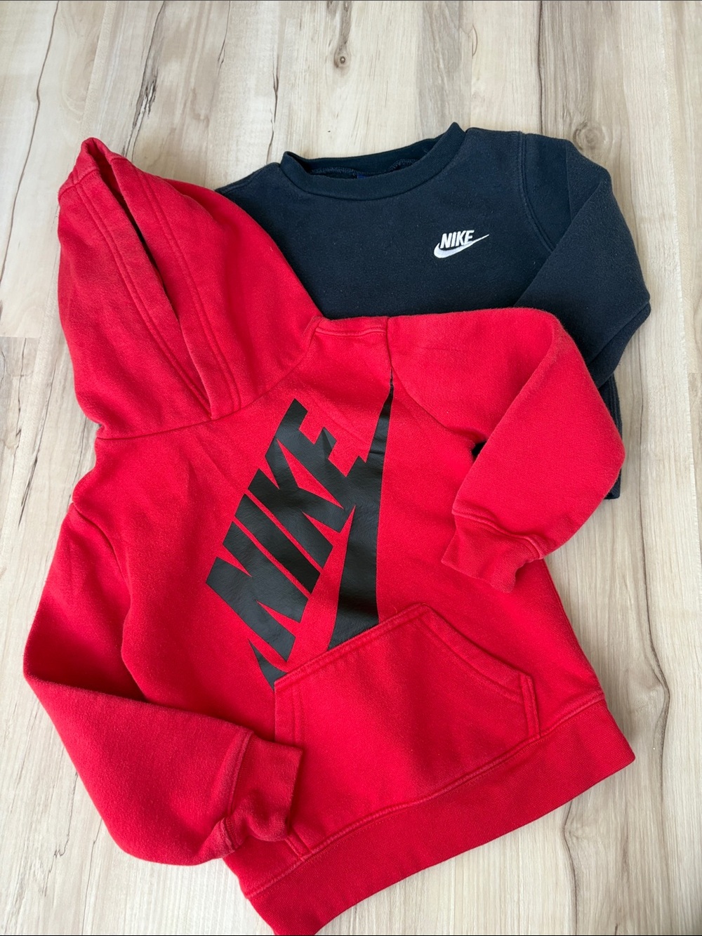 Nike Red & Black Kids' Logo Hoodies - Pullover Set